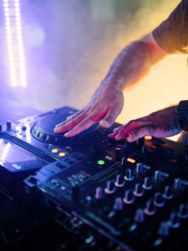 How to Become a DJ for Weddings