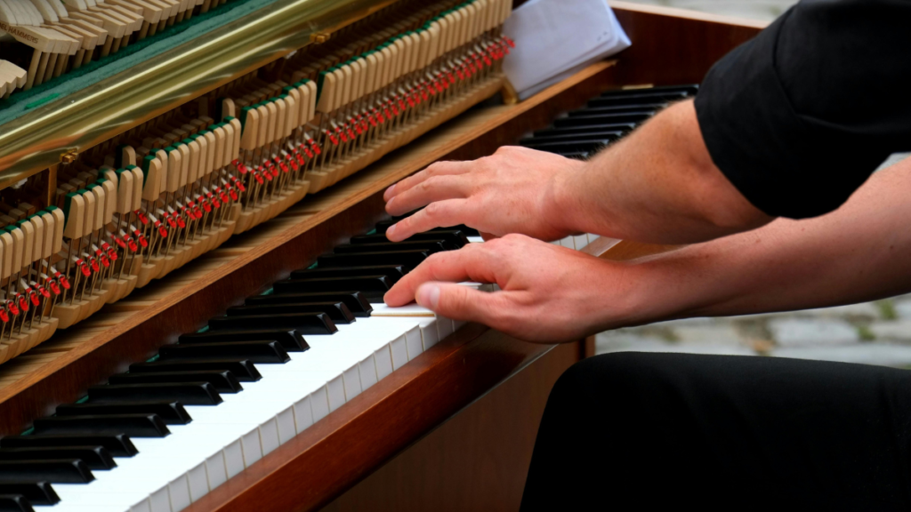 F# major scale on piano